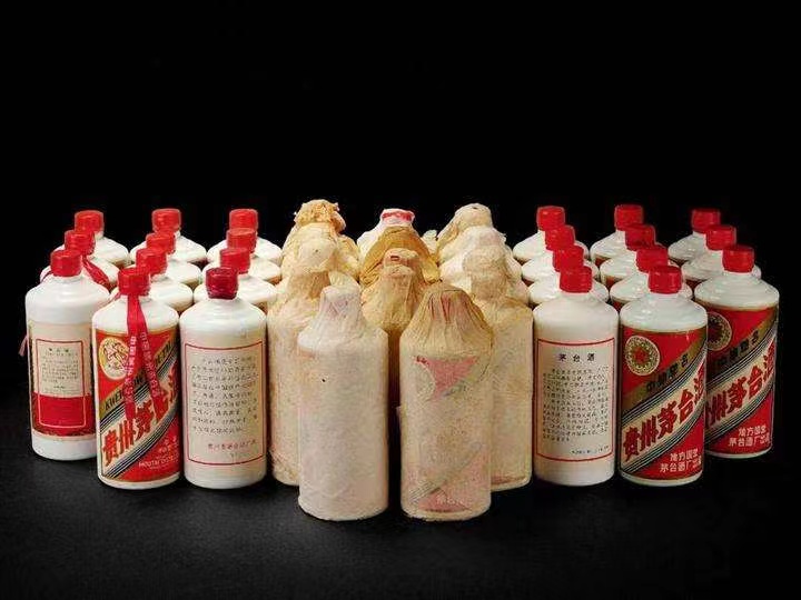 福山日照岚山回收酒价格哪里回收(附近上门回收茅台酒）?